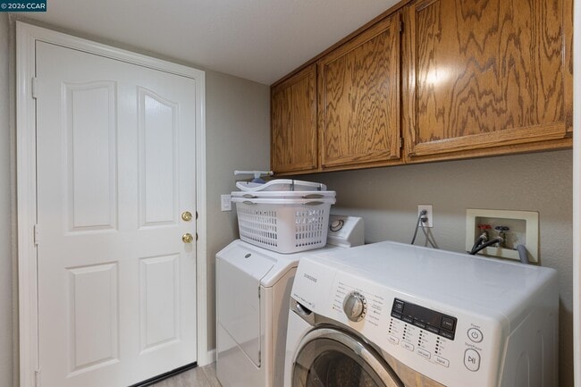 Building Photo - 342 Newcastle Ln