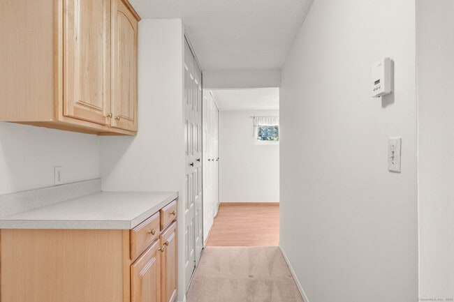 Building Photo - 72 Cinnamon Spring