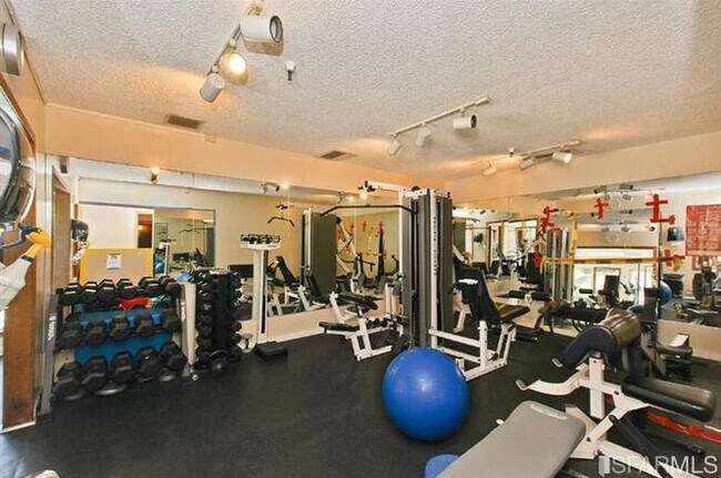 Building Photo - 5150 Diamond Heights Blvd