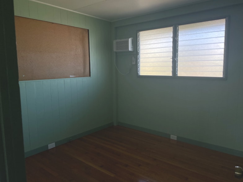 Building Photo - 162 Alanui