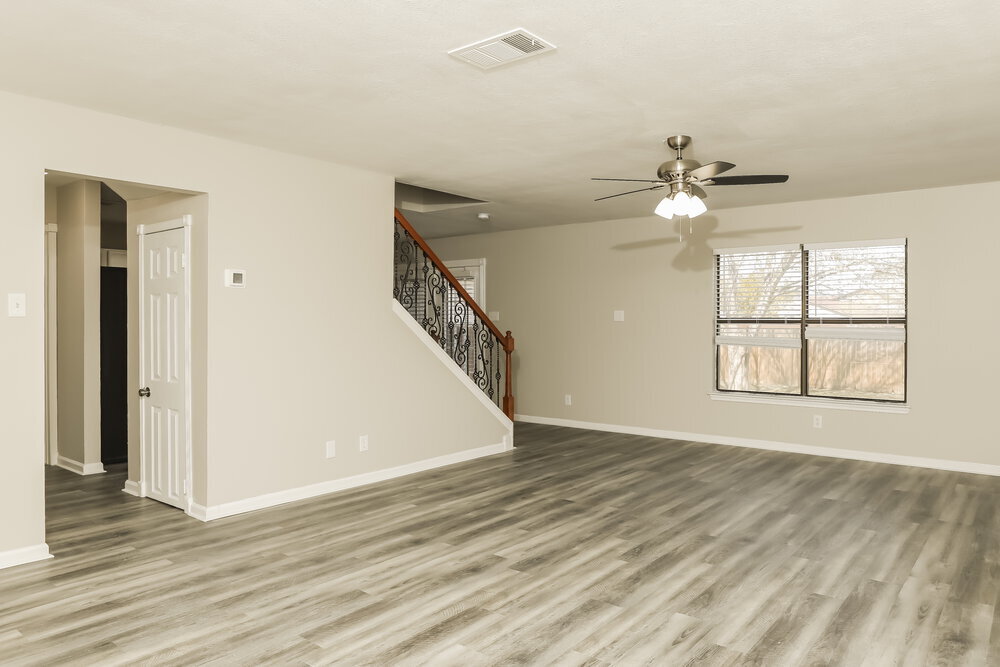 Building Photo - 8151 Cheryl Meadow Dr