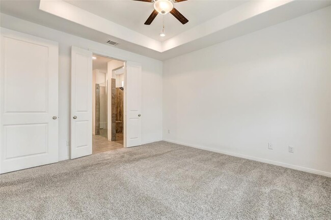 Building Photo - 2029 Long Shadow Ln