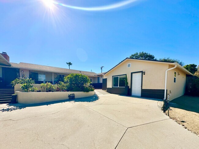 Building Photo - Lovely, Newly Renovated, & Fully-Detached Guest Home Unit on Gated and Private Country Property o...