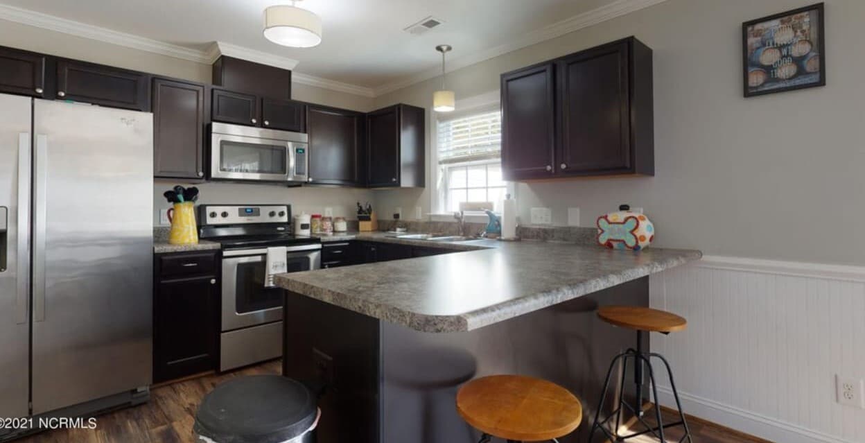 Building Photo - 124 Chandler Dr