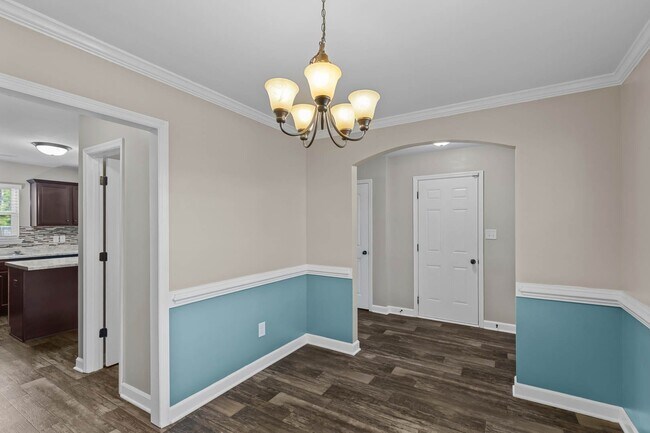 Building Photo - 3 Bed | 2.5 Bath | ~1,536 Sq Ft | Available for Rent