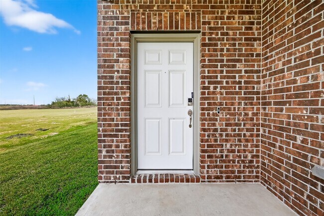 Building Photo - 3903 Flora Fld Dr