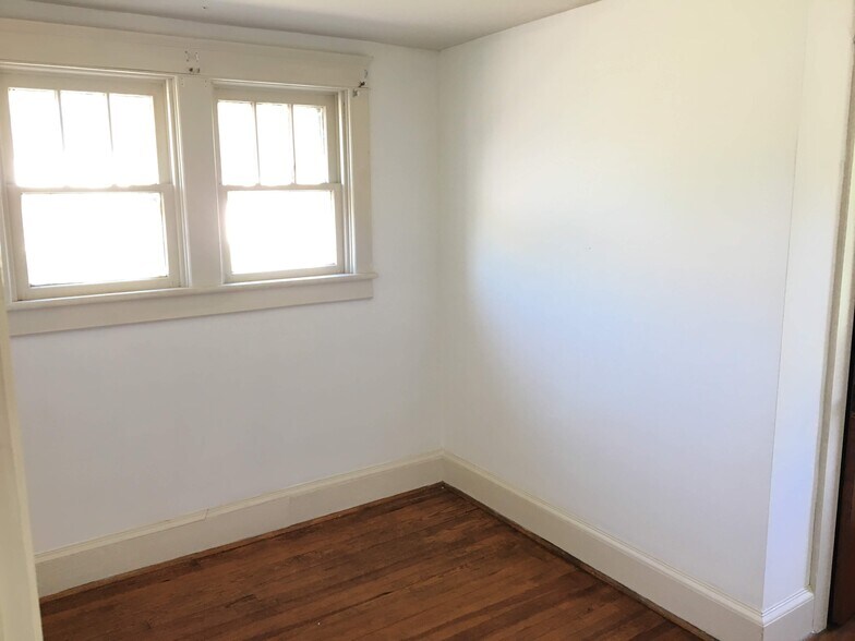 Building Photo - 354 Buchanan Trl