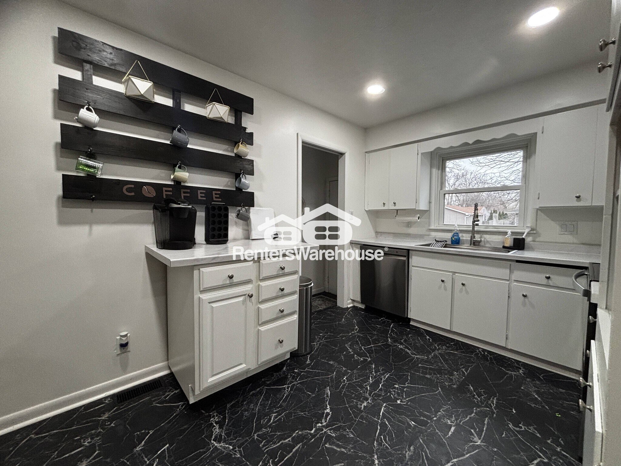 Building Photo - 2816 Vine St