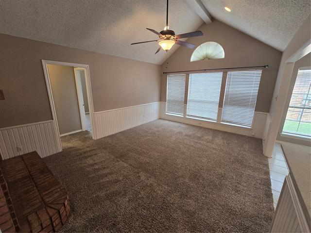 Building Photo - 2609 Classic Ct E