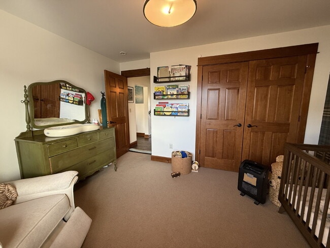 Building Photo - Stunning Single Level Home with Sprawling Fenced Yard