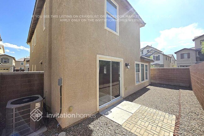 Building Photo - 36 Rainbow Draw Ave