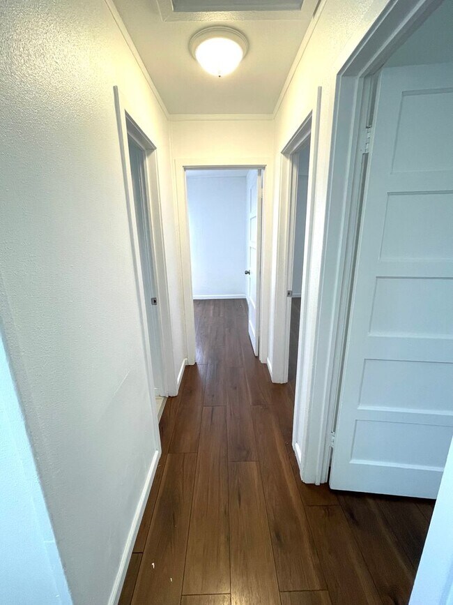 Building Photo - Completely Remodeled Three Bedroom One Bat...