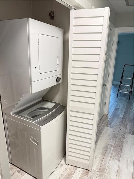 Building Photo - 440 50th Ave N