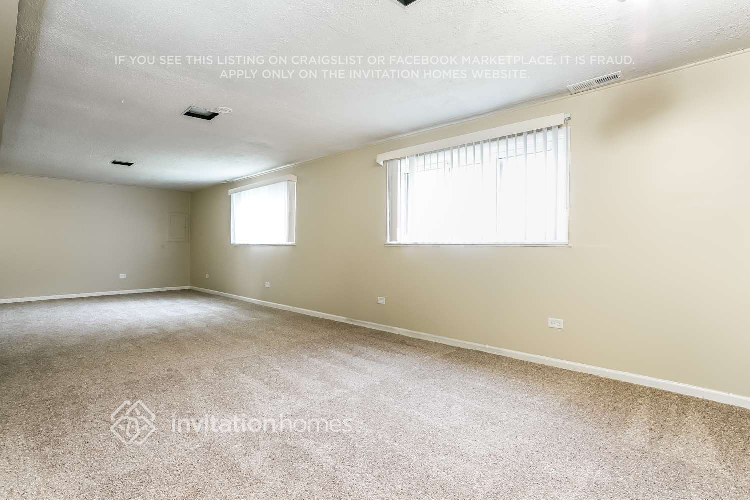 Building Photo - 6425 180th Pl