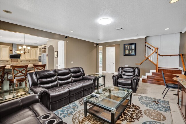 Building Photo - 10442 NW 60th Pl