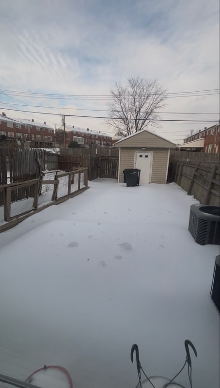 Building Photo - 821 Lannerton Rd