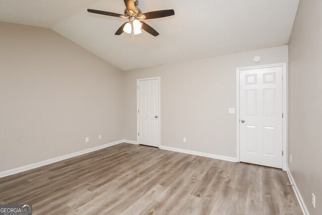 Building Photo - 1384 Luther Way