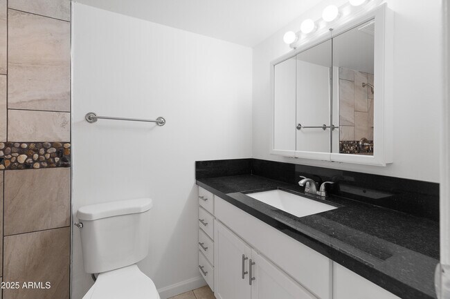 Building Photo - 4701 N 68th St