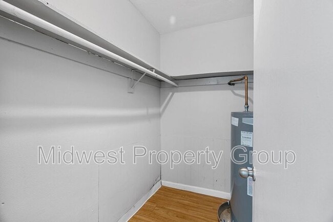 Building Photo - 3716 Geraldine Ave