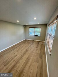 Building Photo - 424 N Armistead St
