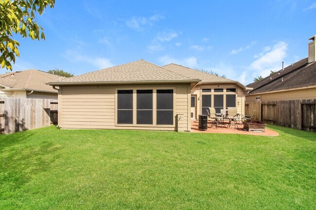 Building Photo - 867 Sierra Brook Ln