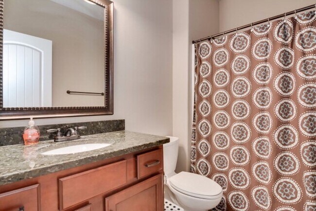 Primary Photo - 260 Wentworth Pl