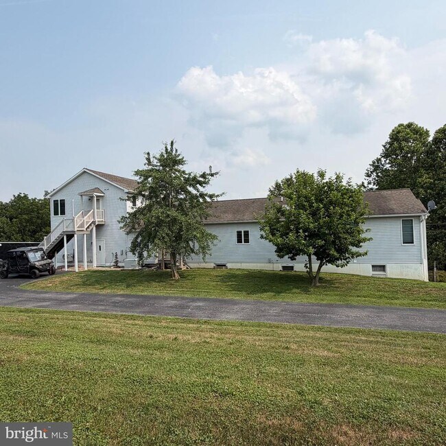 Building Photo - 376 Cooper Dr