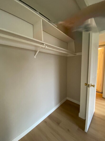 Building Photo - 6418 Mauana Way