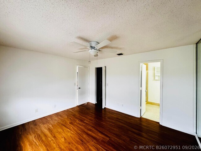 Building Photo - 14858 Wildflower Ln
