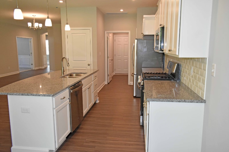 Building Photo - 3858 Elkhorn Wy
