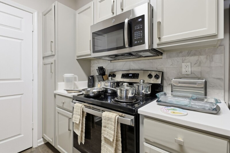 Building Photo - 1340 N Brickyard Rd