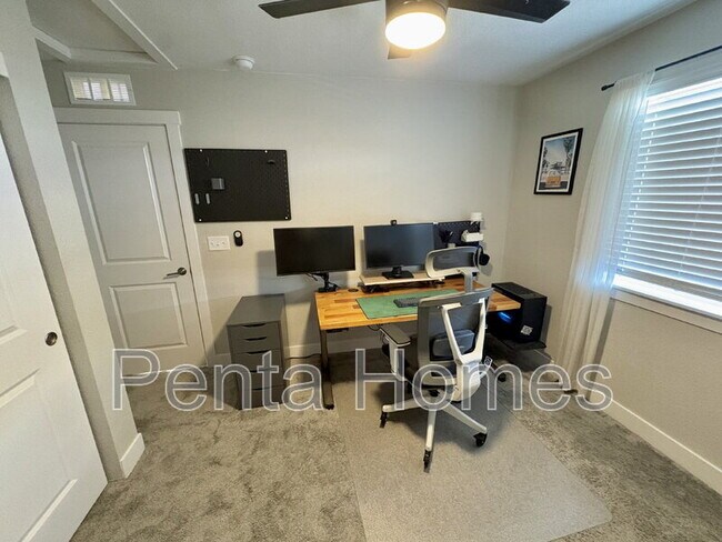 Building Photo - 4909 Brule Dr