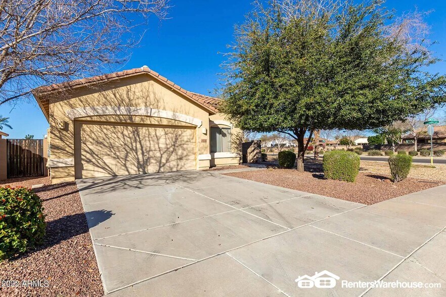 Building Photo - 4836 N 126th Dr