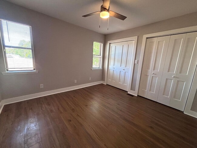 Building Photo - 575 Countrytown Dr