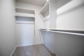 Building Photo - 13045 NE 9th St