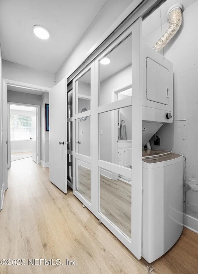 Building Photo - 4315 Plaza Gate Ln S