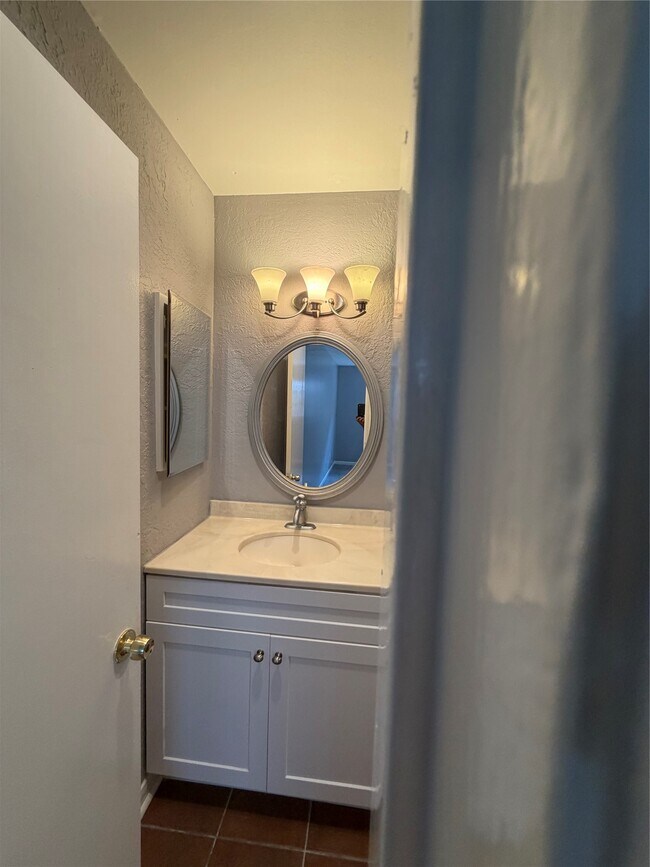 Building Photo - 5212 Arboles Dr