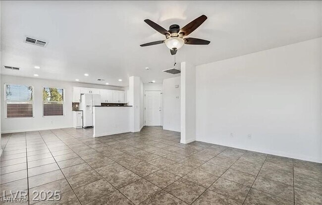 Building Photo - 4650 Chino Peak Ct