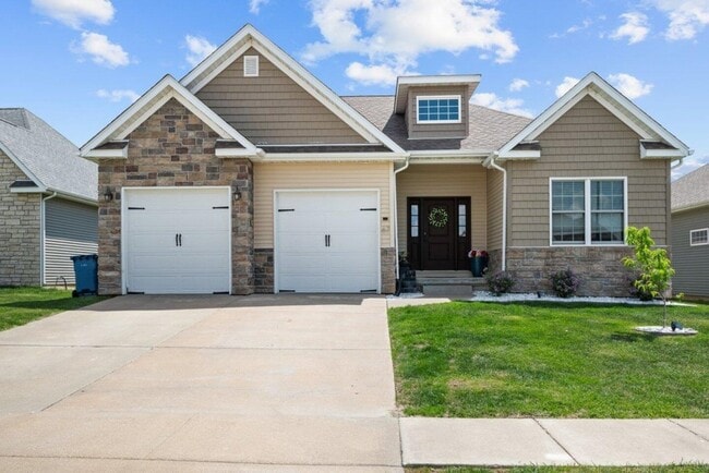 Building Photo - 67 Cobblestone Ln