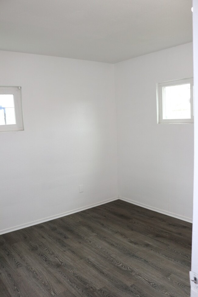 Building Photo - Beautifully Updated 3-Bedroom Home with Sp...