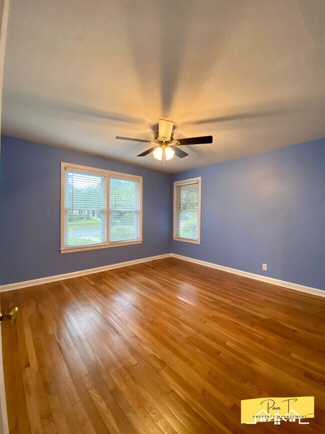 Building Photo - The home you want in Ardsley Park