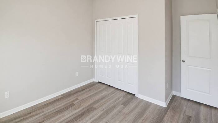 Building Photo - 5564 Mercado Dr