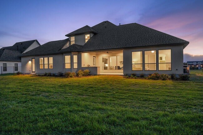 Building Photo - 227 Dally Ct