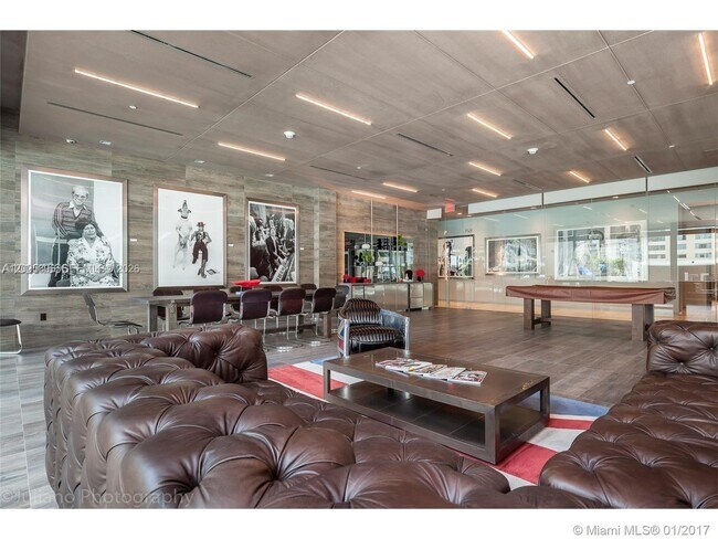 Building Photo - 1080 Brickell Ave