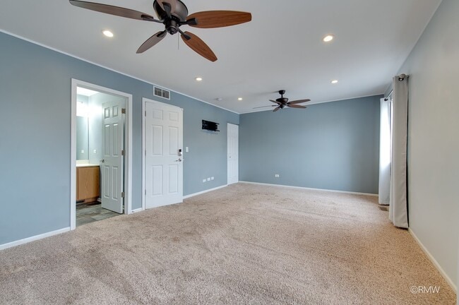 Building Photo - 16556 Willow Walk Dr