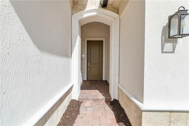 Building Photo - 11835 S Baypoint Cir