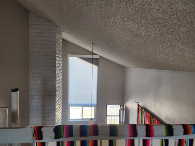 Building Photo - Unit F1 Parowan Condo