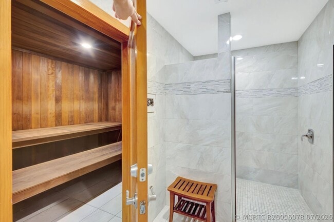 Building Photo - 3 SE Turtle Creek Dr