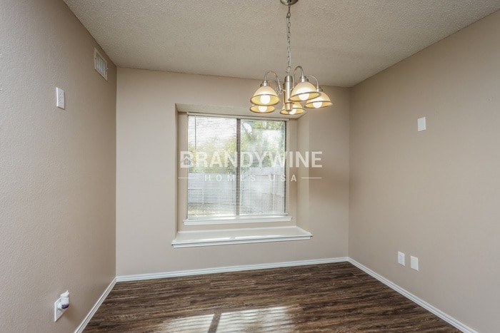 Building Photo - 922 Gable Ave
