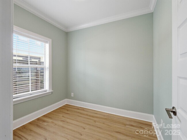 Building Photo - 1511 Landis Ave